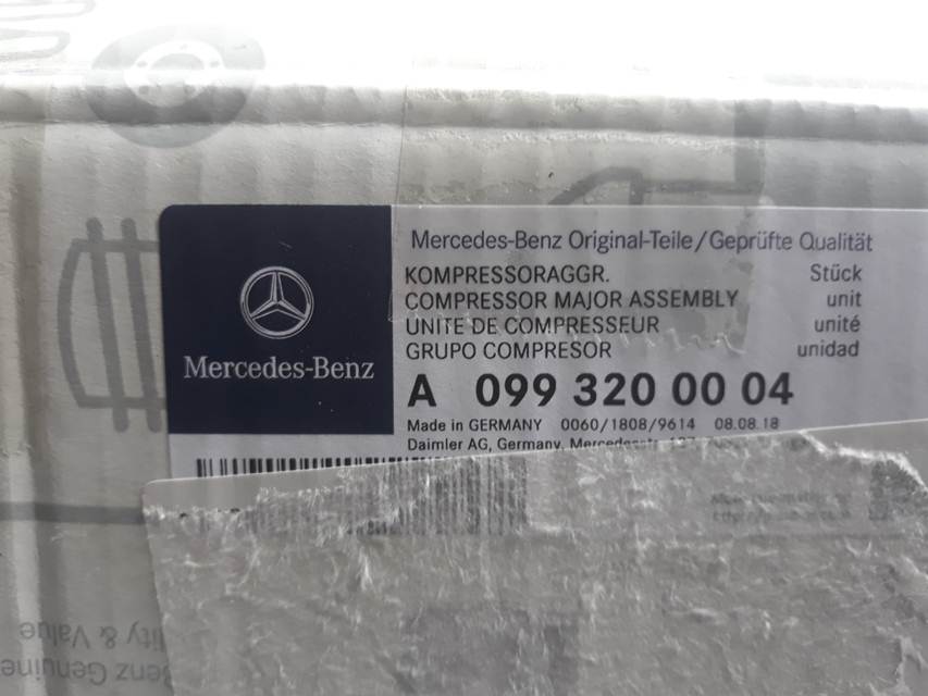 Bơm Nâng Gầm A0993200004 (3)