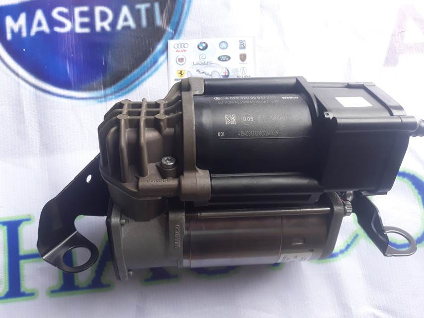 Bơm Nâng Gầm A0993200004 (4)