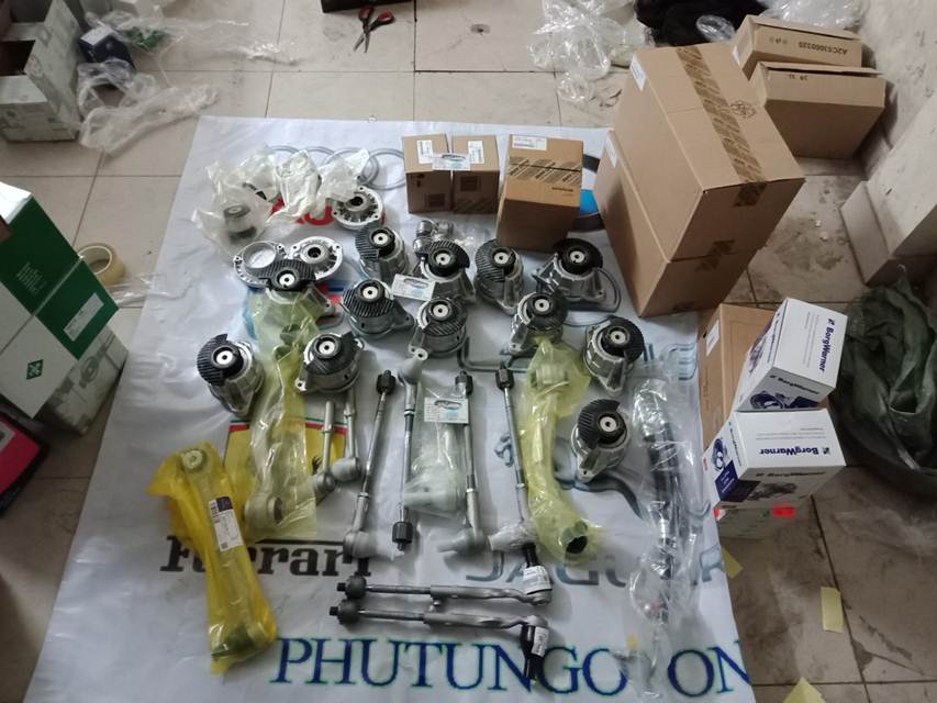 Bộ đồ Gầm BMW + Mercedes-benz (4)