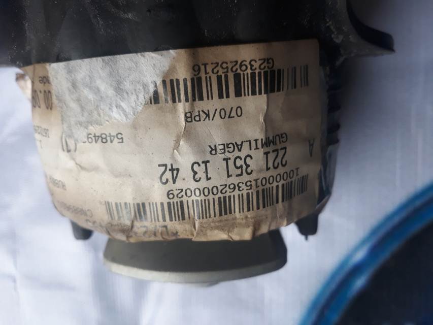 Cao Su Rầm Sau A2213511342 (3)