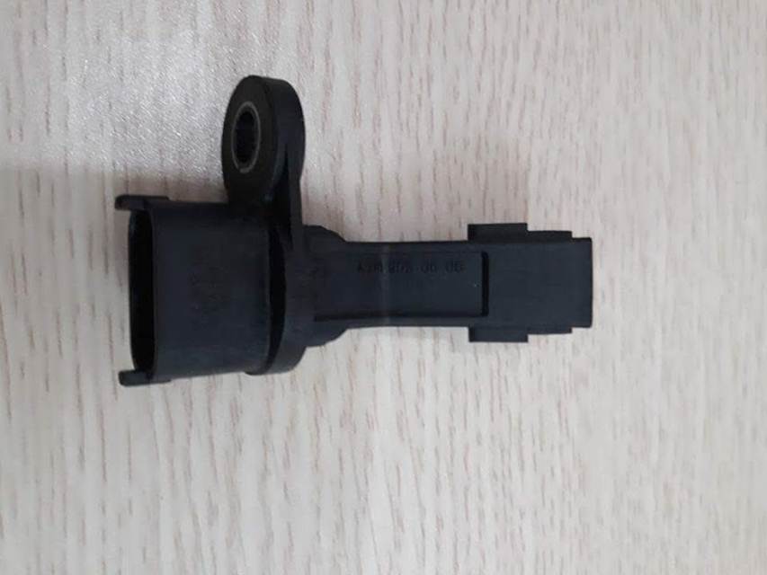Cảm Biến Trục Cơ A2709050600 (1)