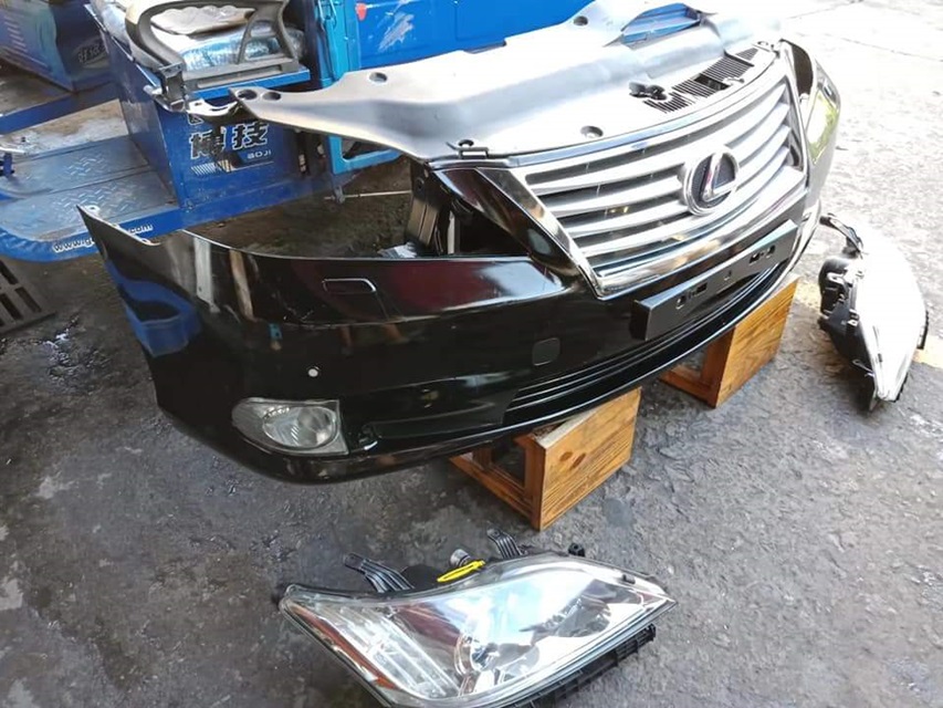 Cản Trước Lexus (3)