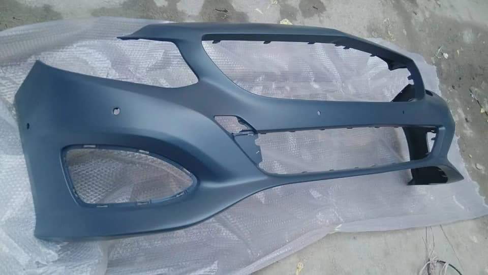 Cản Trước Mecedes (1)