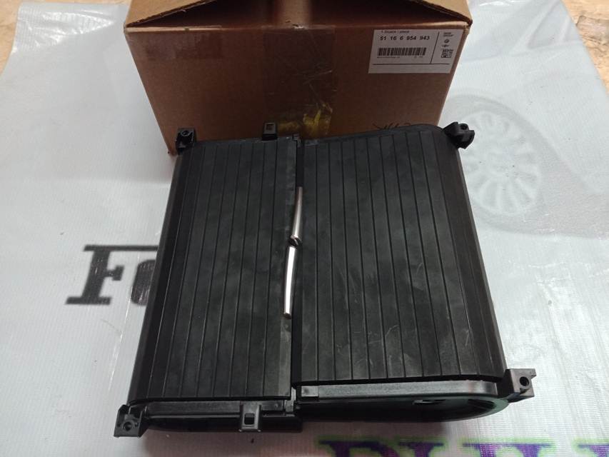 Hộp đựng đồ Trước Sau BMW X5 E70 51166954943-51169124423 (2)
