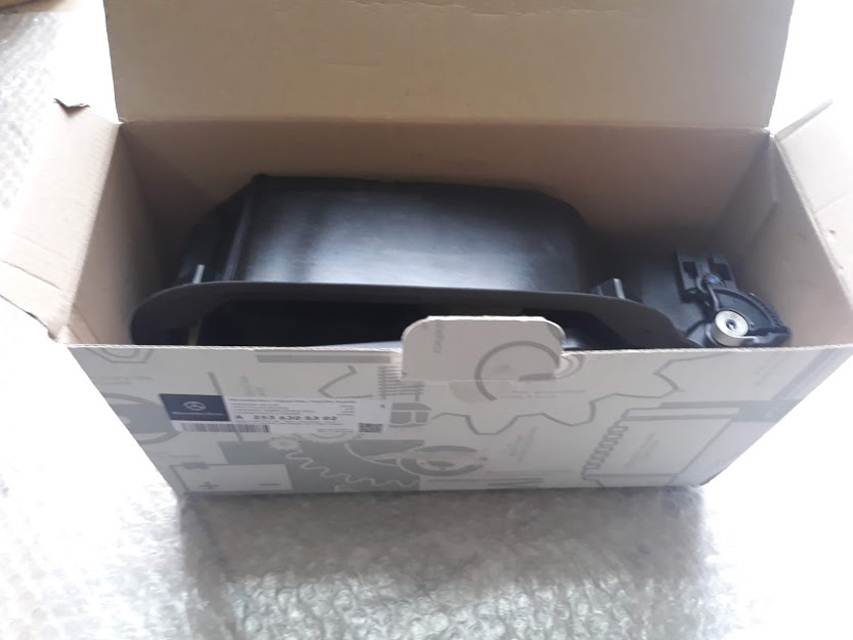 Nắp đạy Bình Xăng A2536305302 (3)