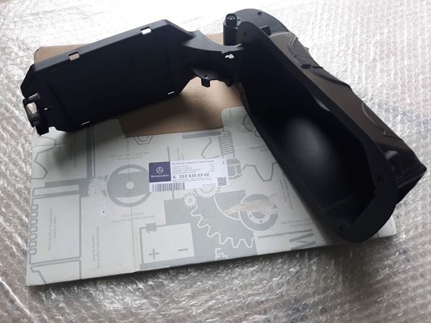 Nắp đạy Bình Xăng A2536305302 (5)