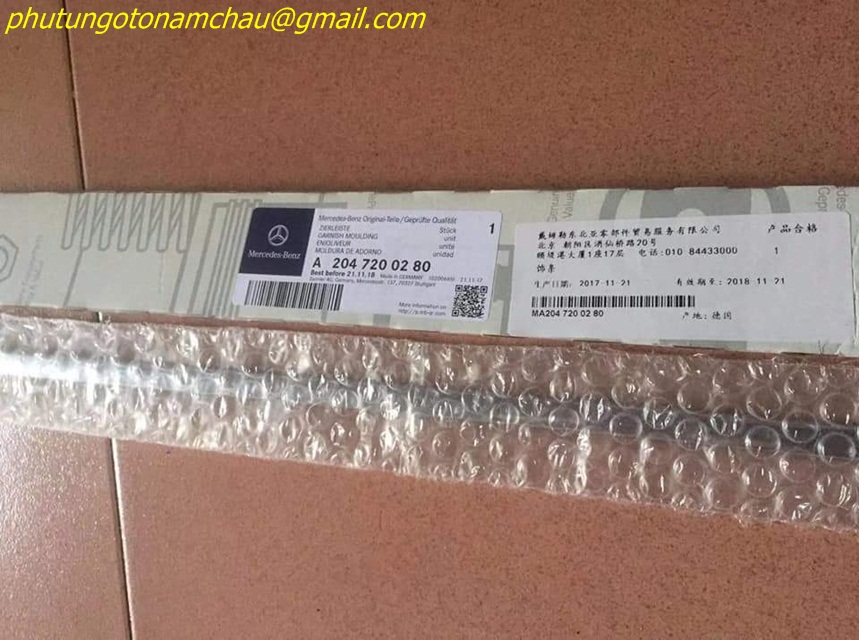 Nẹp Inox Cửa Trước Bên Phụ C Class - A2047200280 (2)