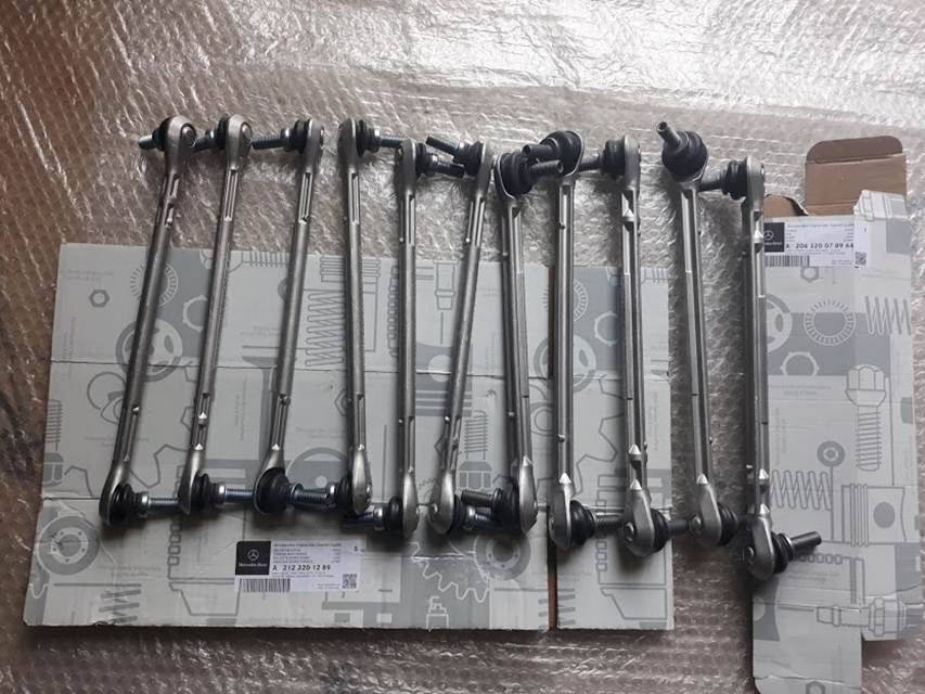 Rotuyn Cân Bằng Trước 204-212 A2043203789-A2043203889 (1)