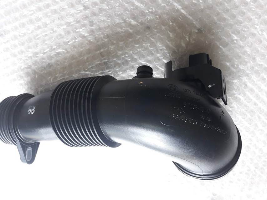 Ống Gió Cổ Hút 520 F10 13717605638 (2)