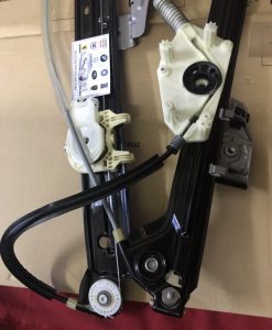 Compa Lên Xuống Kính Sau BMW