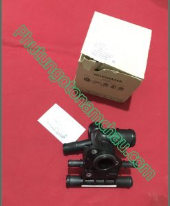 Cút Nước Audi A3 VW 06F121132H