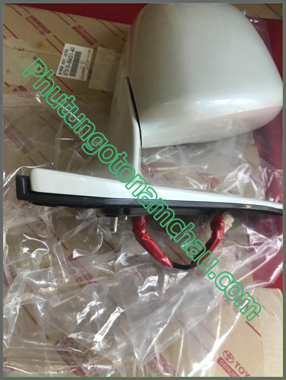 Gương Chiếu Hậu RH Toyota LX470 87910-6A431