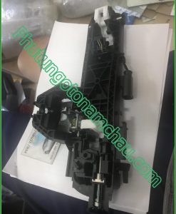 Giá Bắt Tay Nắm Cưa Sau Phải Mercedes A2047602434 - Copy (2)