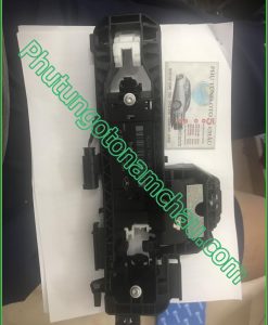 Giá Bắt Tay Nắm Cưa Sau Phải Mercedes CLA200