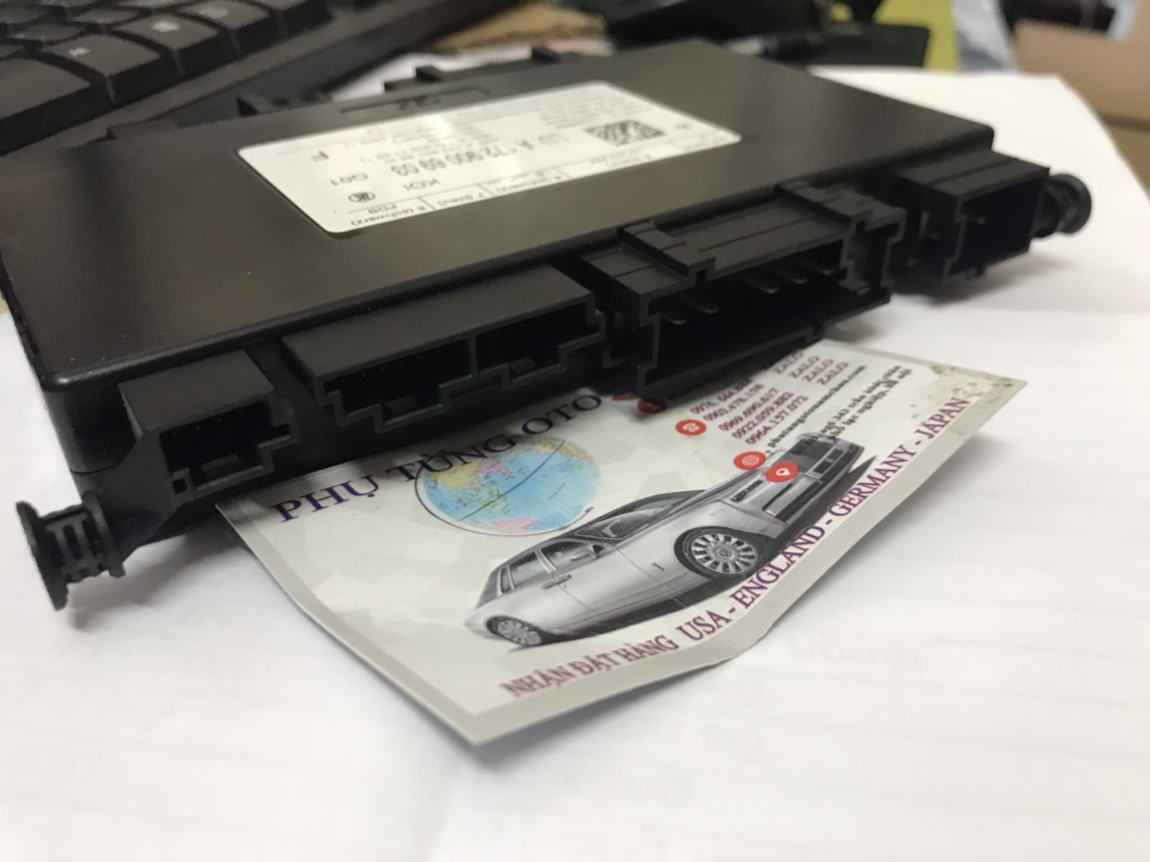 Hộp điều Khiển Ghế Trước LH Mercedes A1729006903