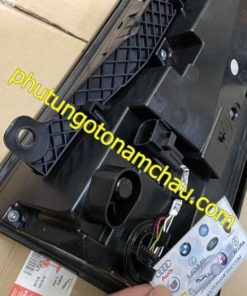 LR061584 (4)