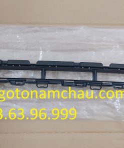 95B805935 1E0 Lưới Gió Cản Trước Dưới Porsche Macan (2)