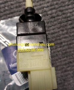 A0015456709 Công Tắc Chân Phanh Mercedes-Benz (2)