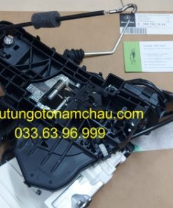 A1647201935 Khóa Cửa Trước Trái W164 (1)