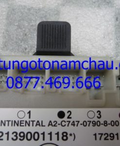 Mercedes Benz W213 E300 Front Right Door Control Unit A2139001118 OEM A13_result