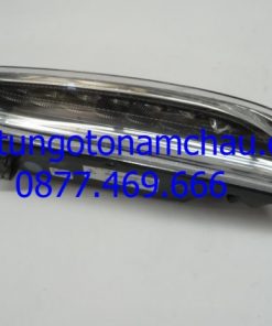 Porsche 911 Turbo Front Right Additional Headlamp 99163116202 OEM A14_result