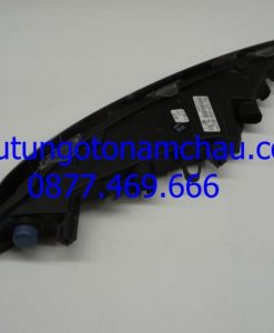 Porsche Macan Front Left Additional Light Lamp HELLA 95B941181A OEM A14_result