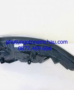 Range Rover Velar Headlight Front Right J8A213W029-LG..._result