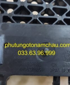 4H0837885 Xương Nhựa Tay Mở Cửa Audi (3)