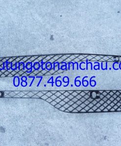 Bentley Bentayga Front Bumper Left Right Grille Black 36A807675 36A807676._result