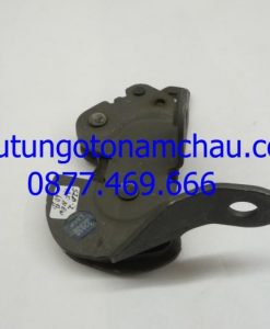 Cadillac Escalade, Chevrolet Suburban Rear Seat-Catch 15804397 OEM A14_result
