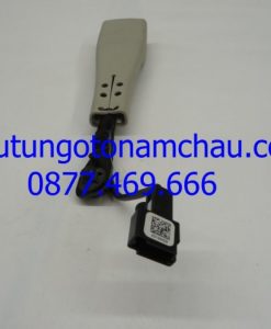 Cadillac XTS Front Left Seat Belt-Buckle Receptacle 19300614 OEM A14_result