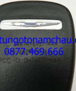 Chrysler 200, Sebring Blank With Transmitter Key 68291090AA OEM A15_result