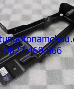 Ferrari 488 GTB Rear Right Bumper-Floor Bracket 086843900 ......_result