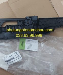 52107293577 Ốp Nhựa Ghế Trước BMW (2)