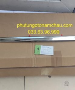 A2047400993 Nẹp Inox Trên Cốp Merc W204 (2)