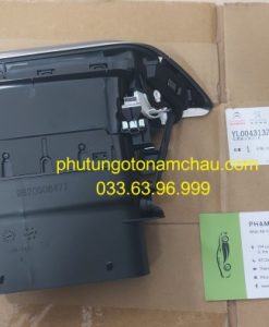 YL004313ZD Cửa Gió điều Hoà Trước Phải Peugeot (3)