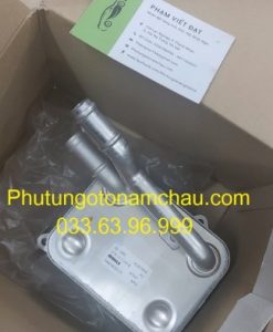 079117015B Két Làm Mát Dầu Máy Audi A8 (2)