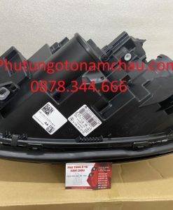 A1569063700 Đèn Pha GLA (4)