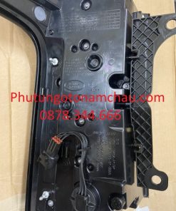 LR135425 Đèn Hậu Range Rover (1)