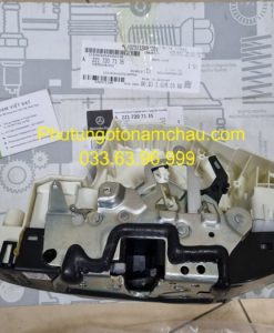 A2217207135 Khóa Cửa Trước Trái Merc S-Class (3)