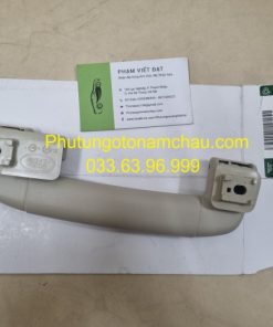 LR108251 Tay Nằm Trên La Phông Trần Land Rover (1)