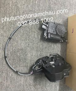 51217148476 Khóa Liền Hít Cửa Trước Phải BMW,