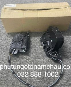 51217148476 Khóa Liền Hít Cửa Trước Phải BMW2