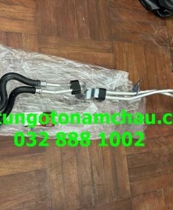 LR035552 Ống Nước Vào Két Làm Mát Dầu Land Rover (1)